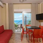 Fani's House アパート *