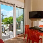 アパート Fani's House *