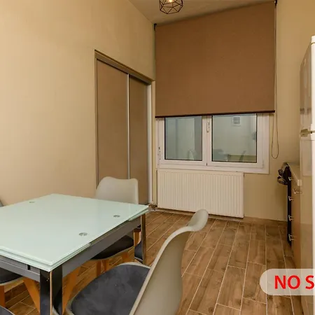 Apartament Fani's House *